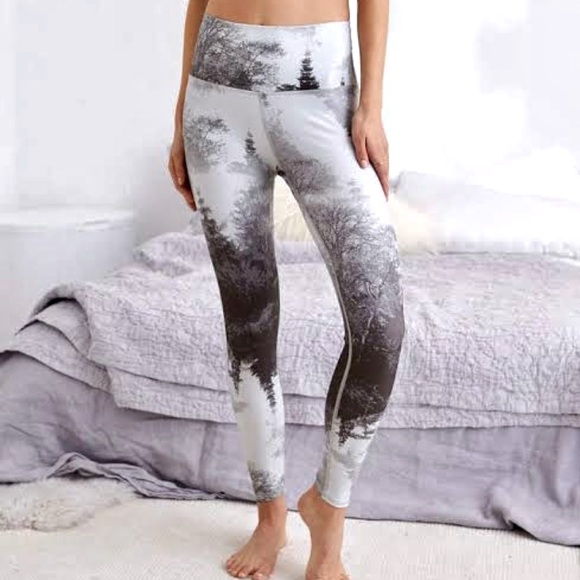 Aerie forest silhouette leggings